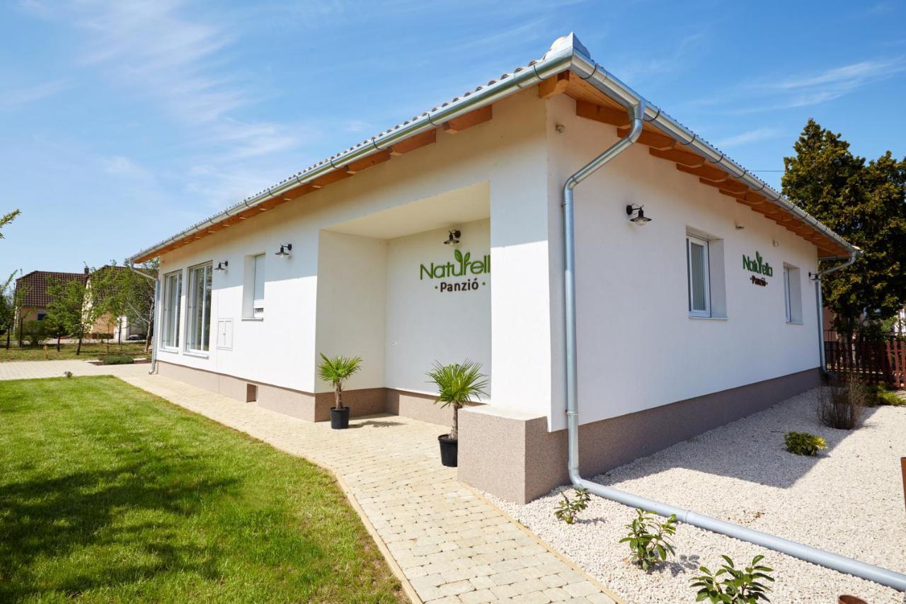 Naturella Panzio Villány Exterior foto