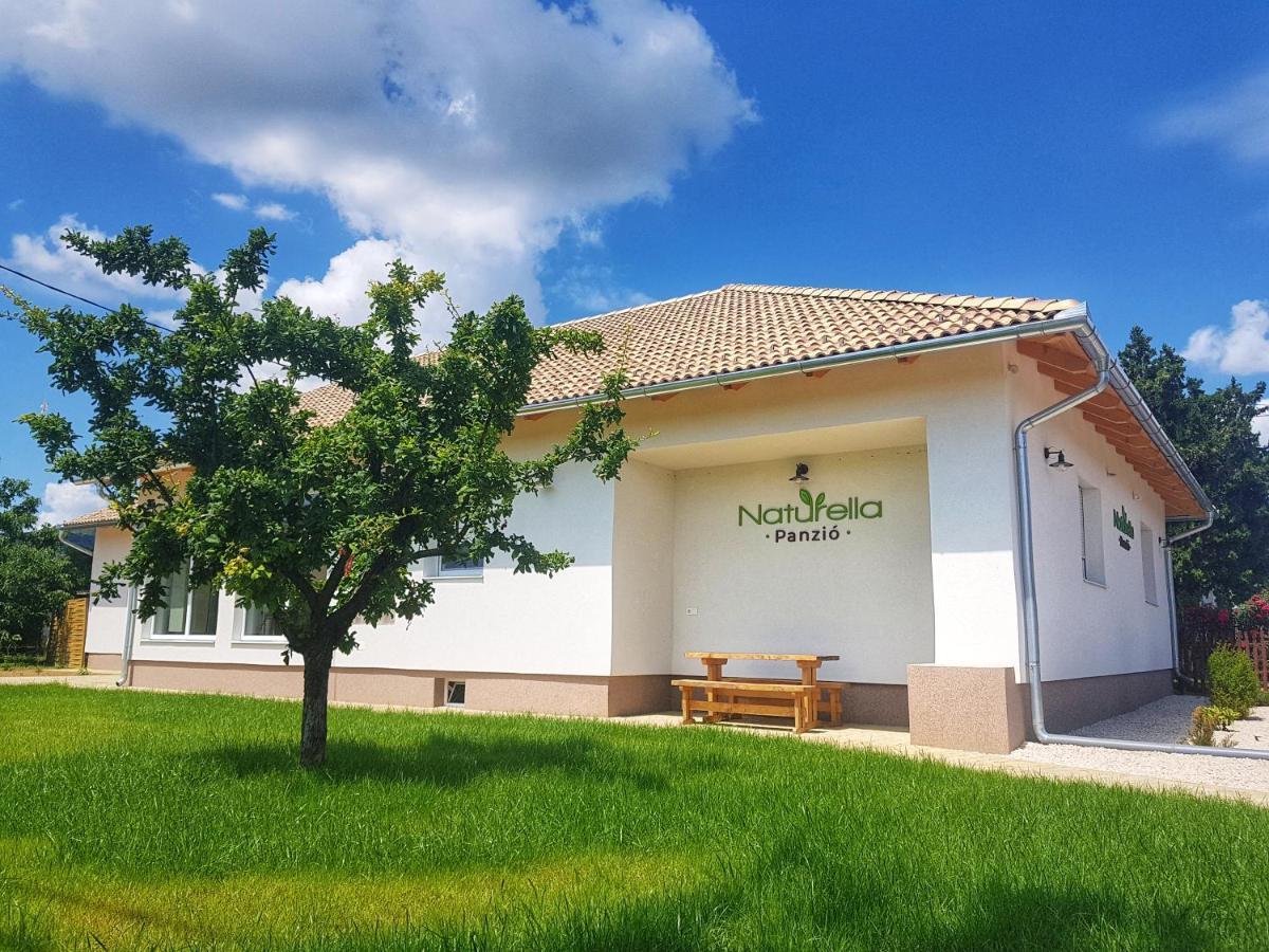 Naturella Panzio Villány Exterior foto